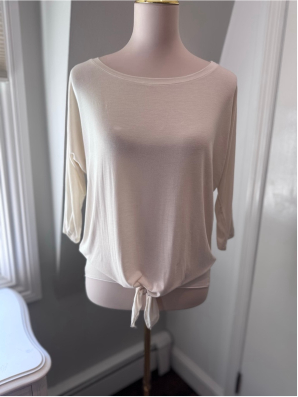 Michael Stars | Cream super soft Tie Front Dolman Sleeves Top | Size OS